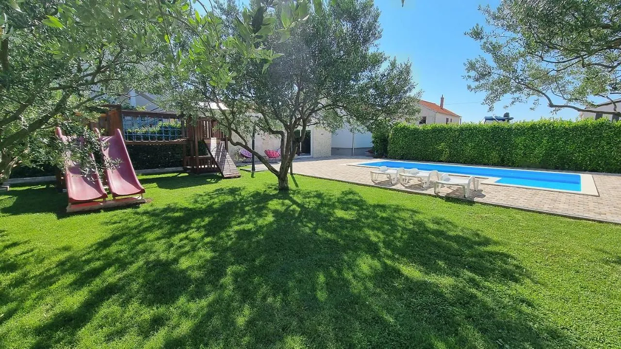 Apartments Coronata Biograd Na Moru Croatia