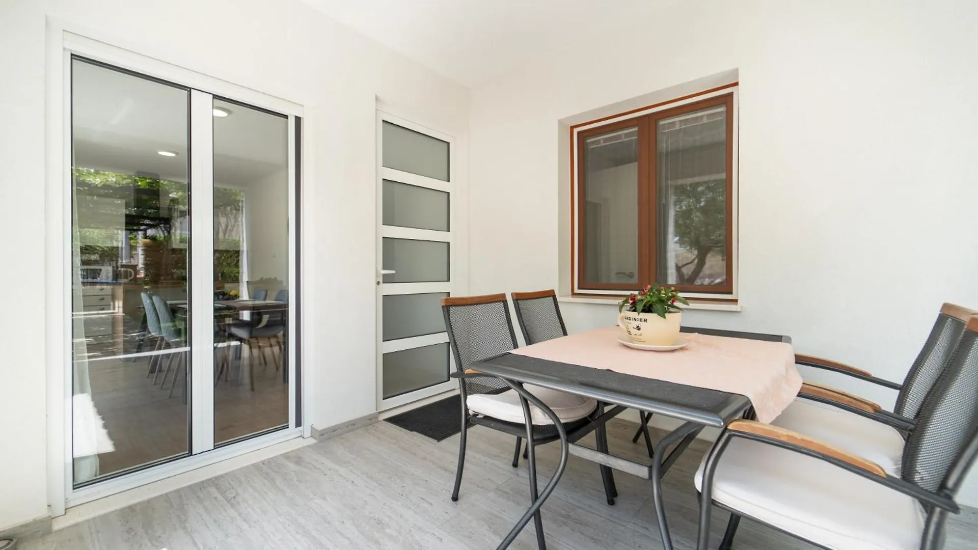 Apartments Coronata Biograd Na Moru