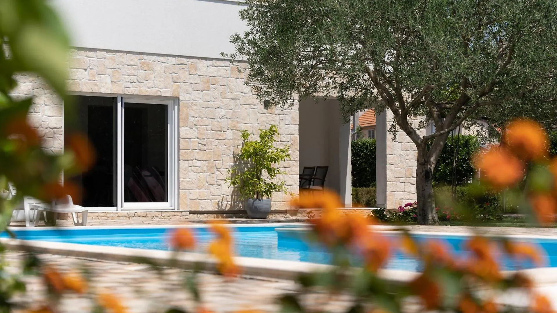 Apartments Coronata Biograd Na Moru Croatia