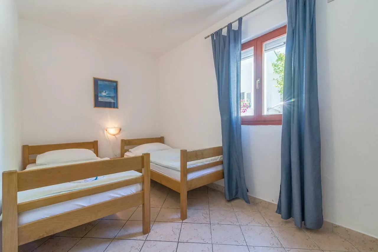 Apartments Coronata Biograd Na Moru