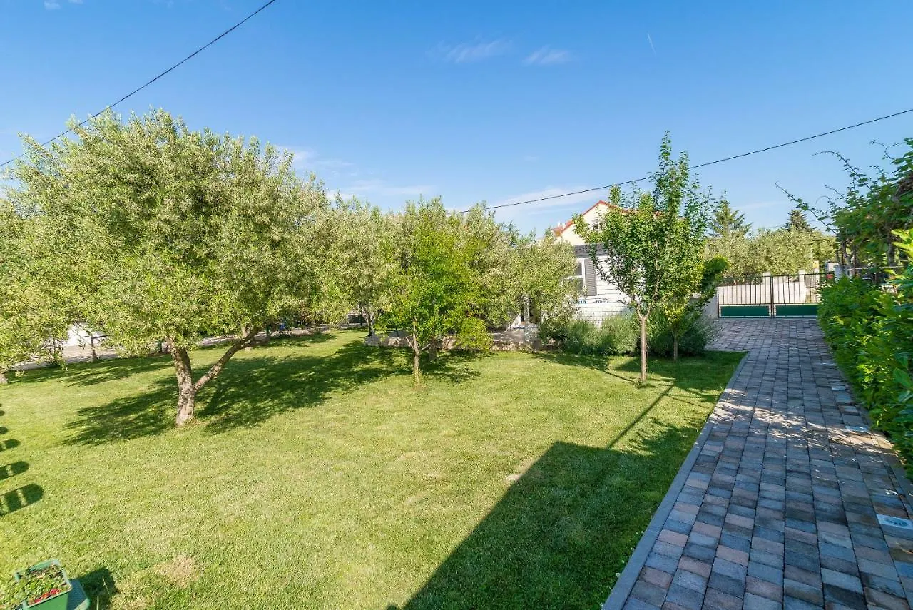 Apartments Coronata Biograd Na Moru