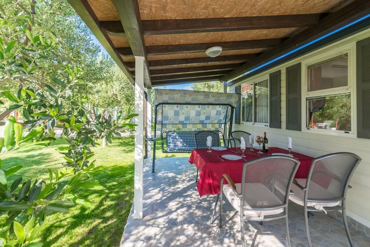 Apartments Coronata Biograd Na Moru Croatia