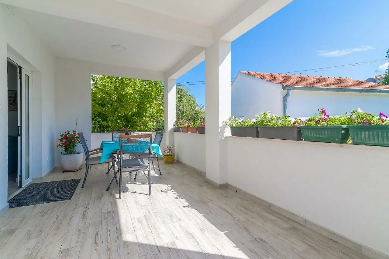 Apartments Coronata Biograd Na Moru