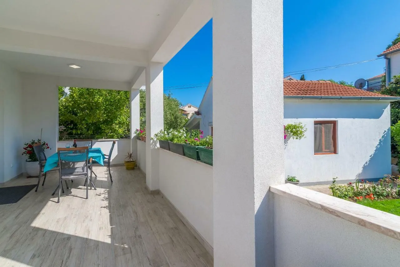 Apartments Coronata Biograd Na Moru