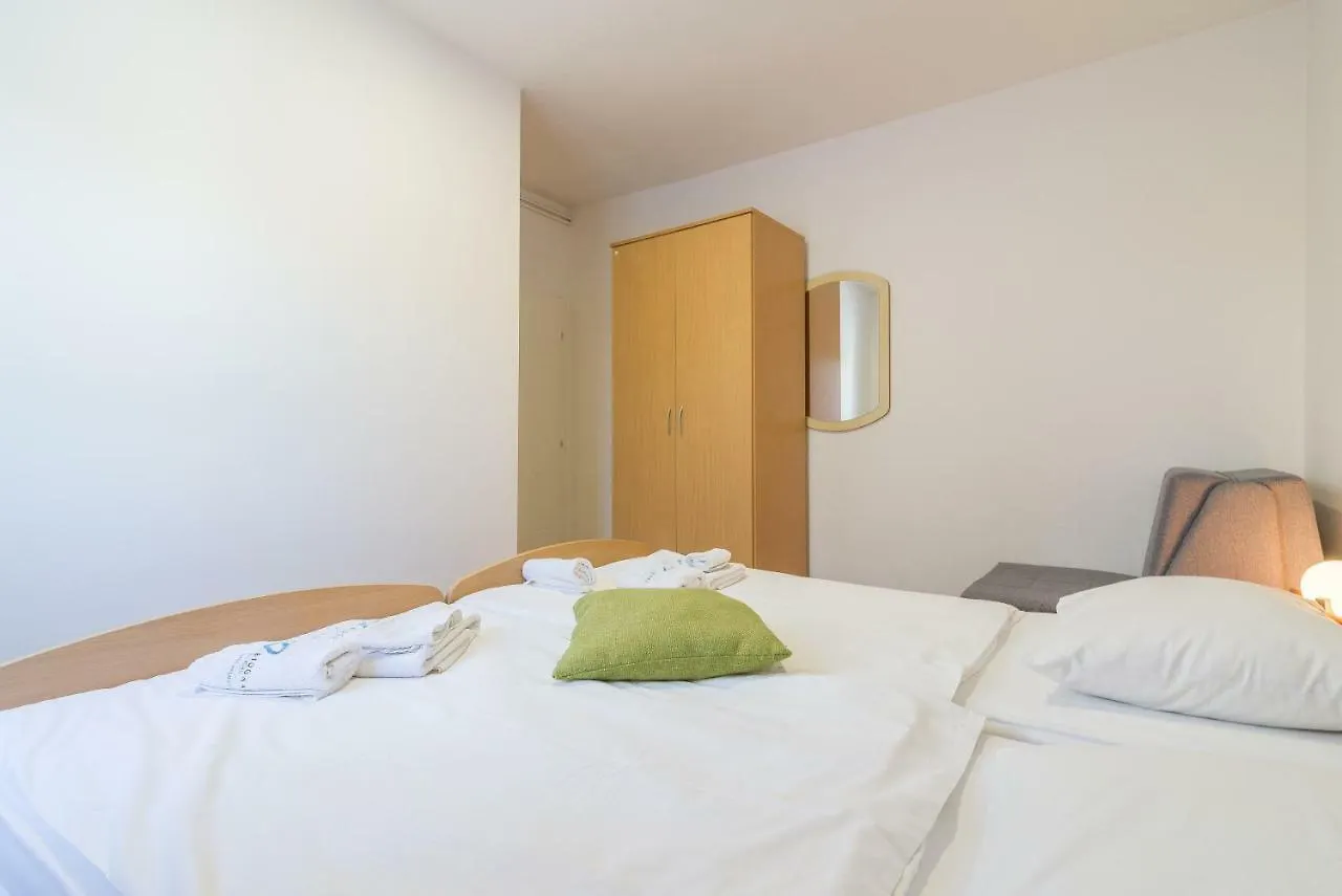 Apartments Coronata Biograd Na Moru