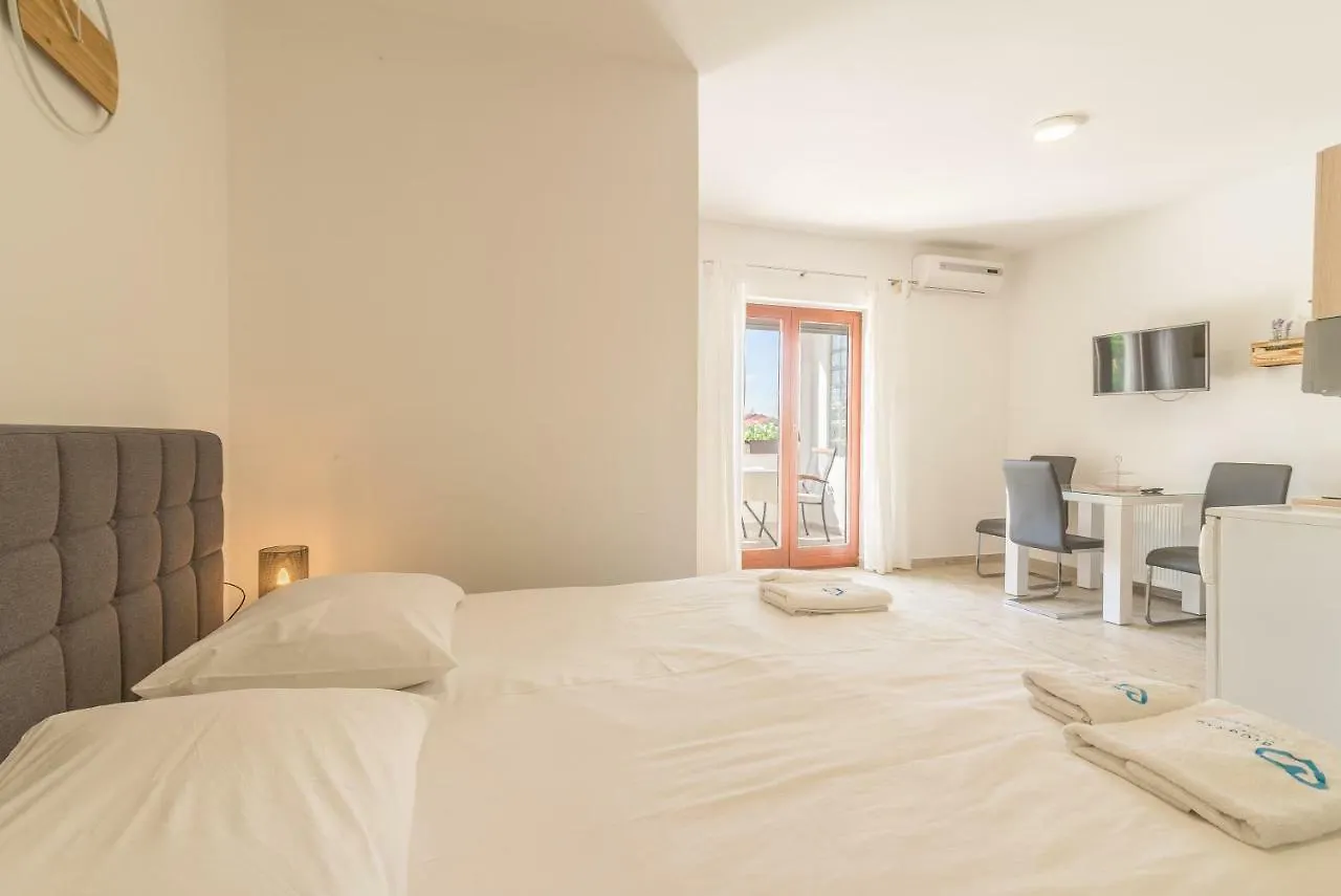 Apartments Coronata Biograd Na Moru
